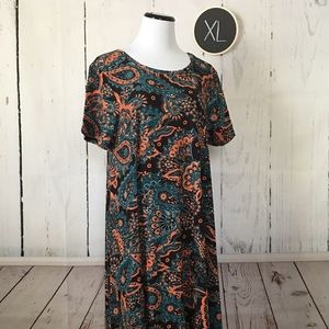 ✖️LULAROE CARLY