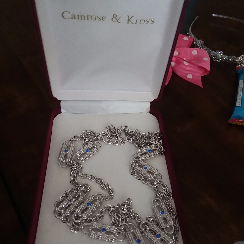 RARE *Jacqueline K. silvertone paperclip necklace