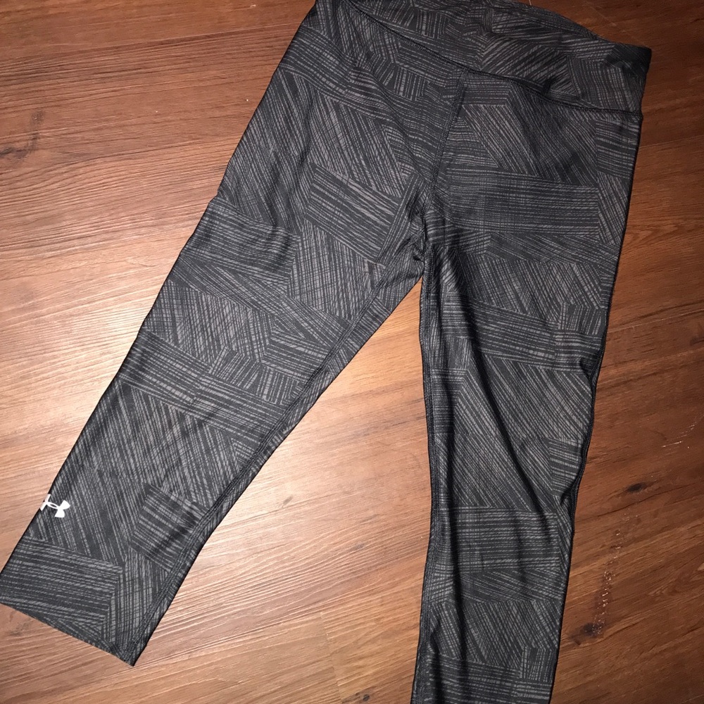 UA Capri Tights