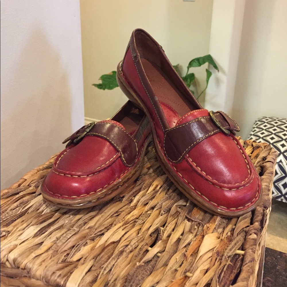 Born red flats