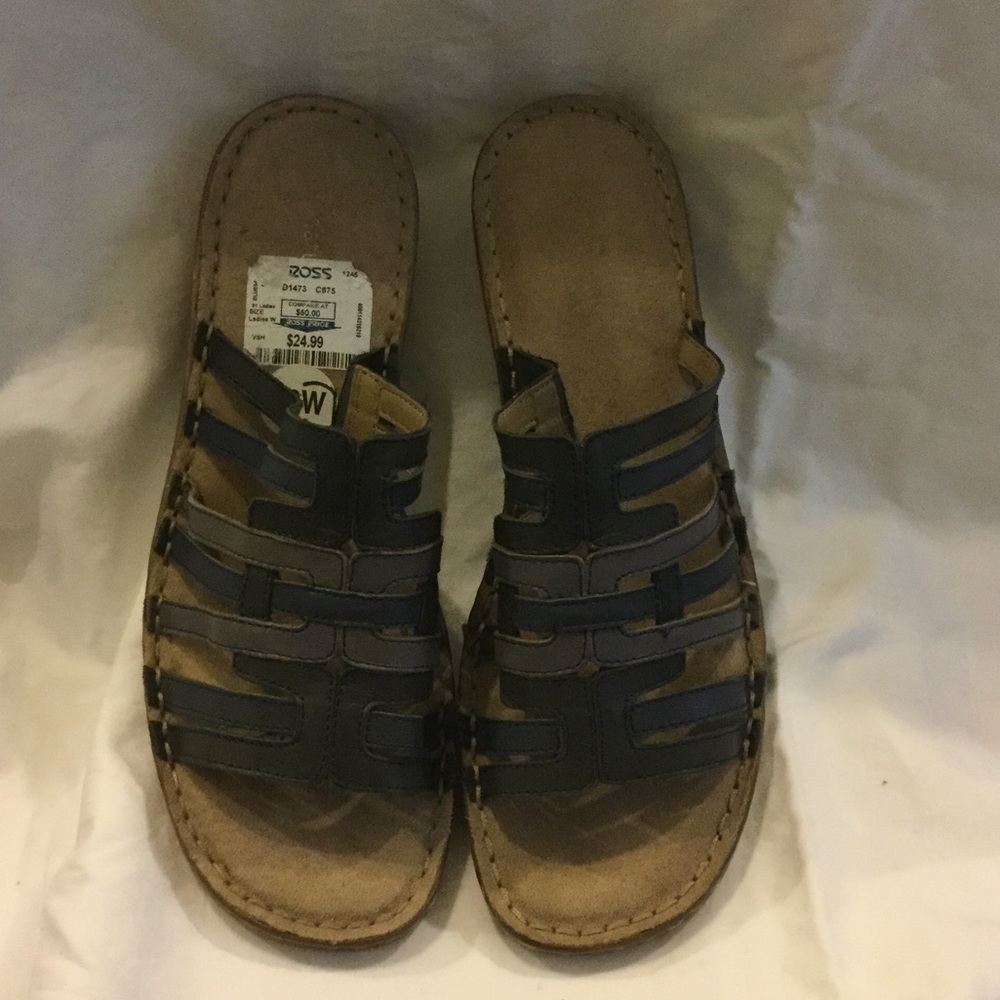 Naturalizer sandals