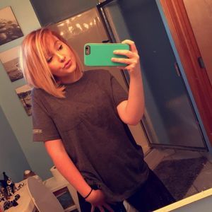 Meet your Posher, Stefanie