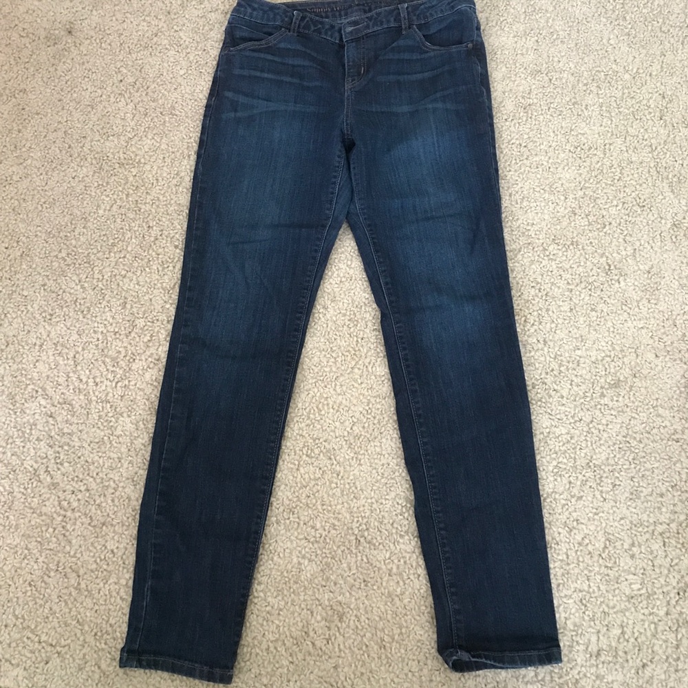 Dark blue Vera Wang skinny jeans