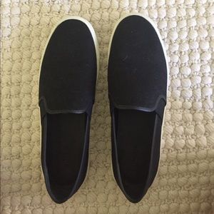 Vince slip ons