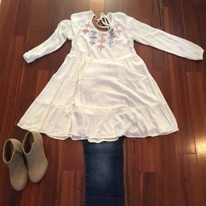 NWOT tunic embroidered top