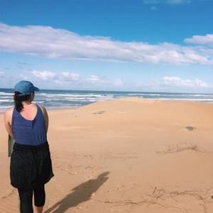 Meet your Posher, Elizabeth