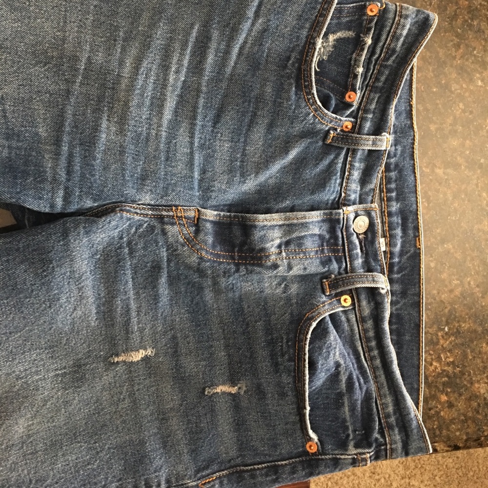 Levi's Jeans High Waisted Raw Hems