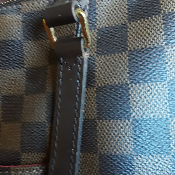 Authentic Louis Vuitton - Picture 3 of 4