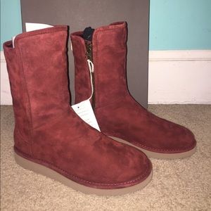 Ugg Abree midi boot NWT, size 7.