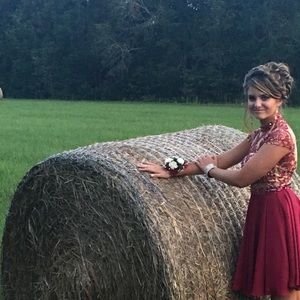 Meet your Posher, Hailey