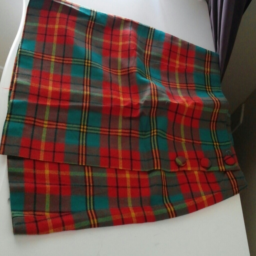 Plaid skirt sz S