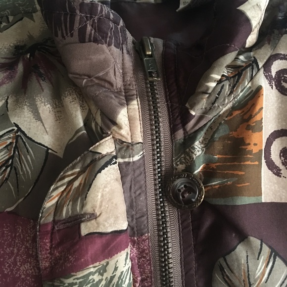🌸 SOLD 🌸 Vintage patterned windbreaker - Picture 3 of 7