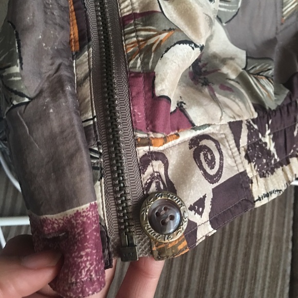 🌸 SOLD 🌸 Vintage patterned windbreaker - Picture 4 of 7