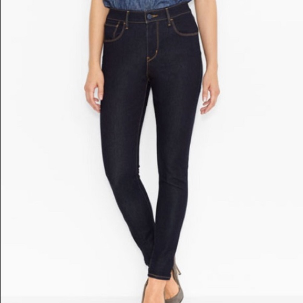 Levi's High Rise Skinny Jeans Size 25