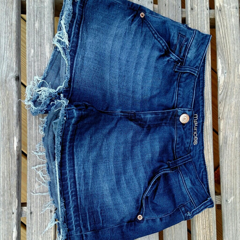 Maurice's shorts