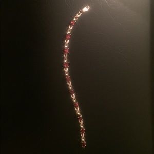 Garnet and diamond chip bracelet