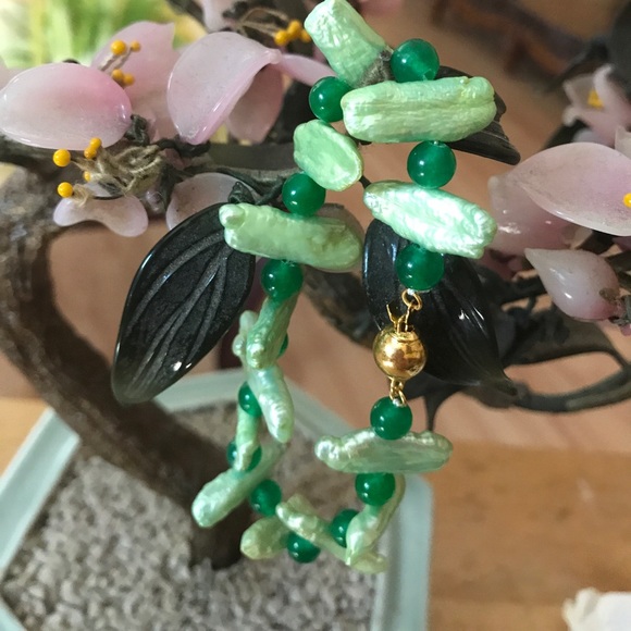 Vintage jade Biwa pearl bracelet