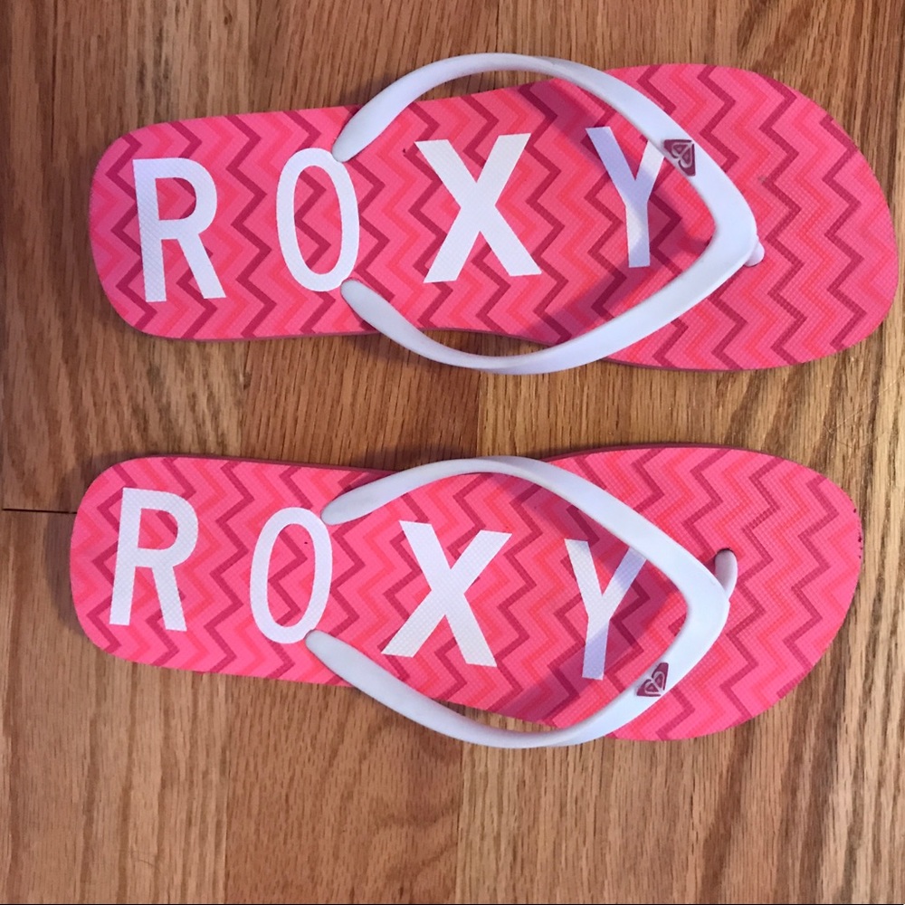 ROXY flip flops