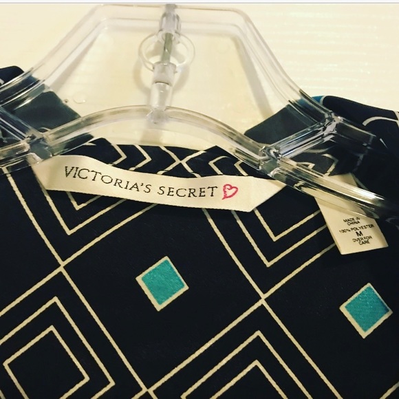 Victoria's Secret PJ Top - Picture 4 of 8