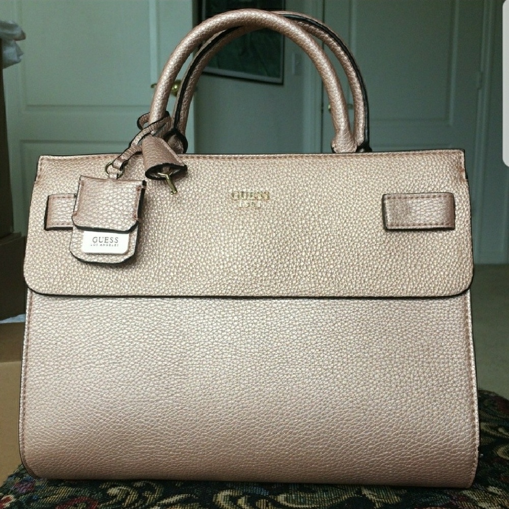 Guess Tote