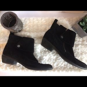 Nine West black suede ankle boots, sz 6 1/2 Nine West black suede ankle boots, sz 6 1/2