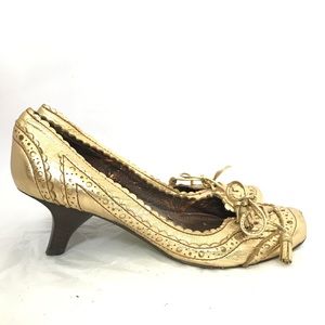 Irregular Choice Metallic Gold Unique Pumps Irregular Choice Metallic Gold Unique Pumps