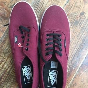 Maroon Vans Size 8 - Brand New, Never Worn
