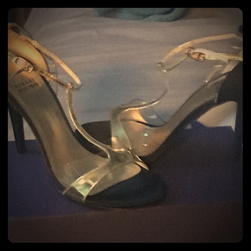 No more heels! Brand new I have a knee problem