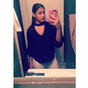 Meet your Posher, Esmeralda