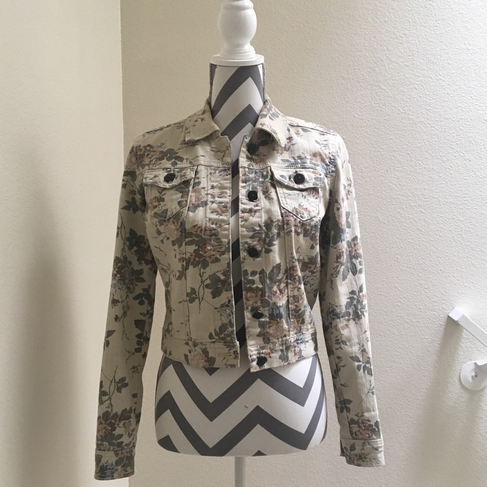Floral print cream denim jacket