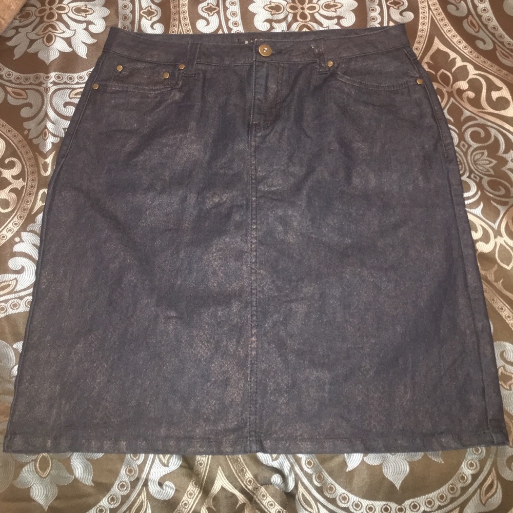 Denim skirt