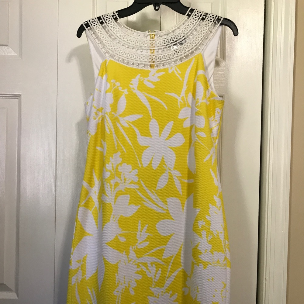 Midi Dress...Brand New with Tag 🌹🌹🌹
