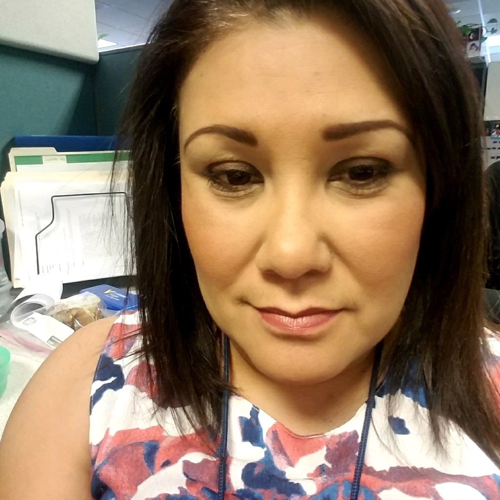 Meet your Posher, Luz