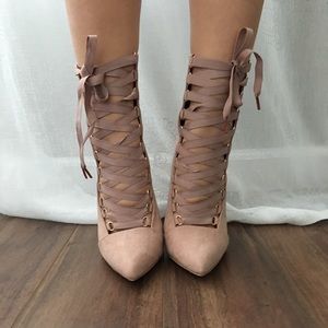 Windsor booties mauve/pink color