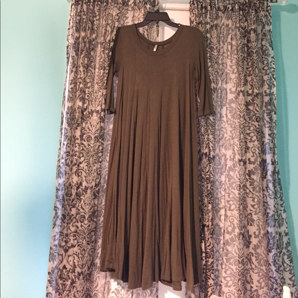 Hunter green midi dress