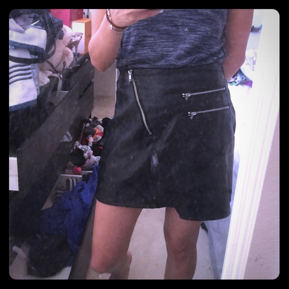 Leather skirt
