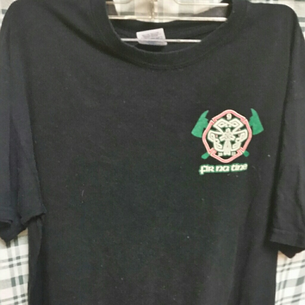Size m men gildan St .Patrick day tshirt
