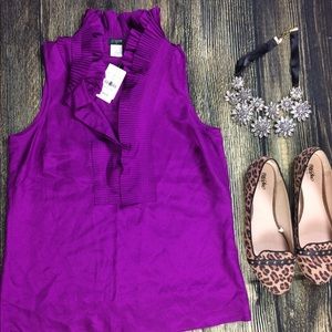๐J.Crew pleaded purple top ๐J.Crew pleaded purple top