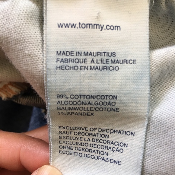 Tommy Hilfiger Bermuda shorts - Picture 6 of 8