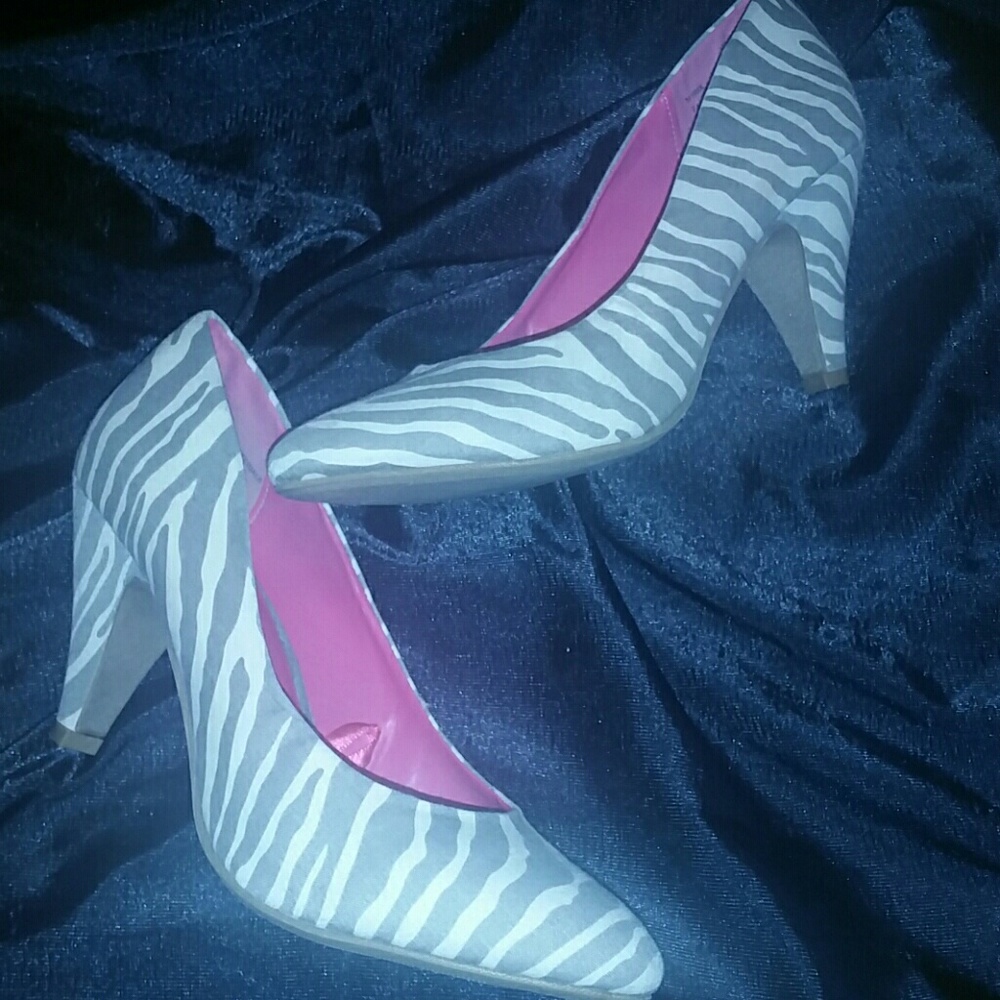 3/$18 Zebra Print Heels