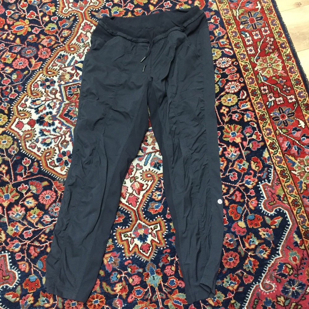 Lululemon street to studio pant size 8