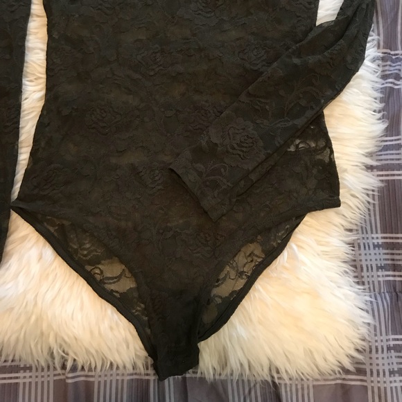 Lace see through green bodysuit - Picture 2 of 4