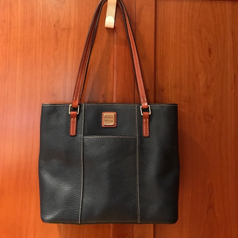 Navy Dooney & Bourke Leather purse