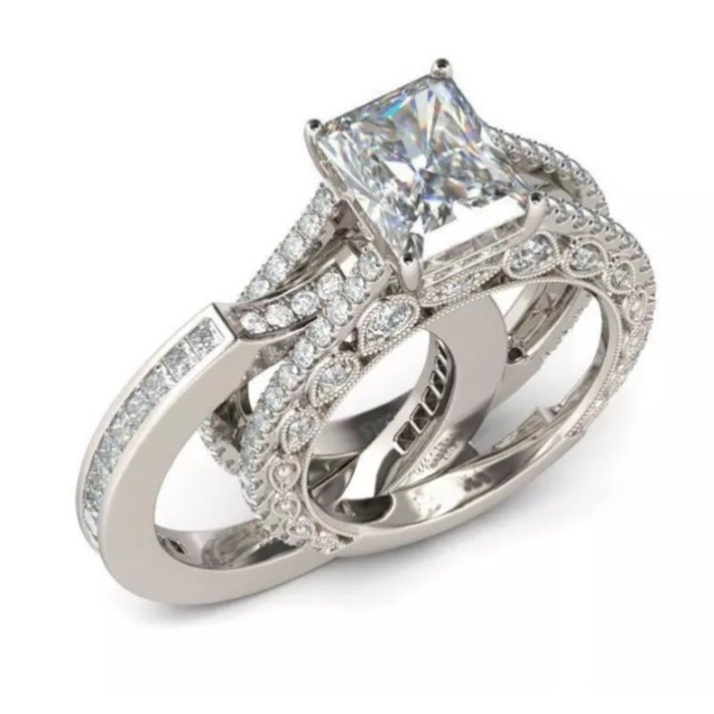 Silver white Sapphire Ring