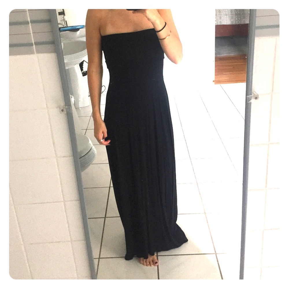Black maxi dress strapless