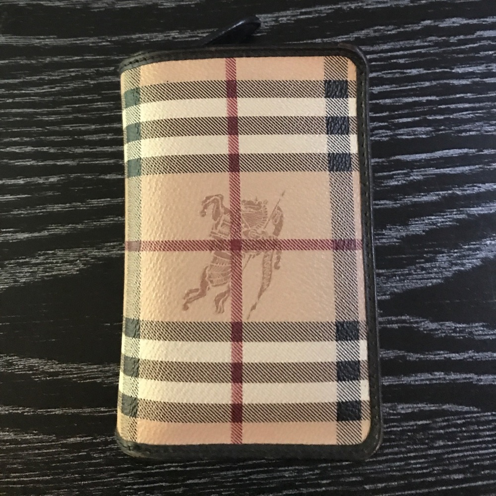 BURBERRY WALLET