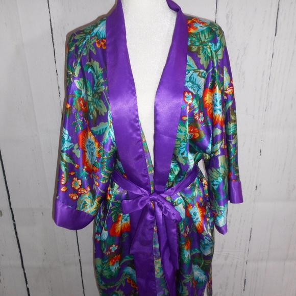 Victoria's Secret Other - Vintage Victoria's Secret Kimono Style Robe