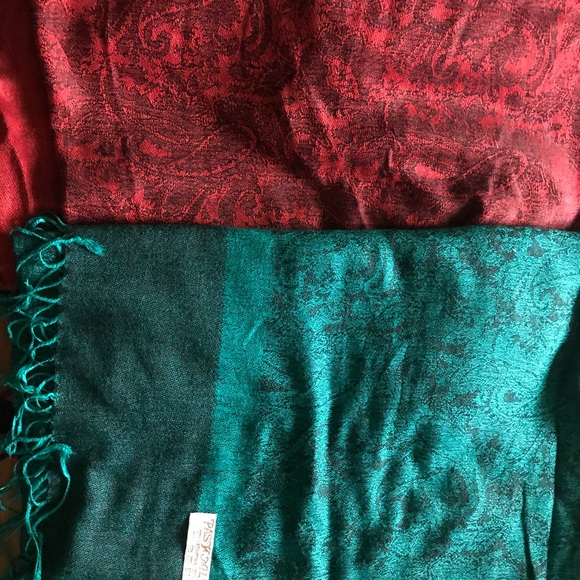 Two Pashmina wraps - Picture 3 of 3