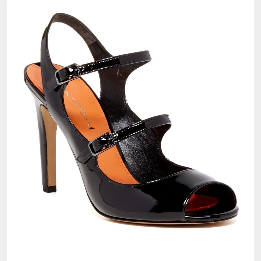 Via Spiga patent leather sandals