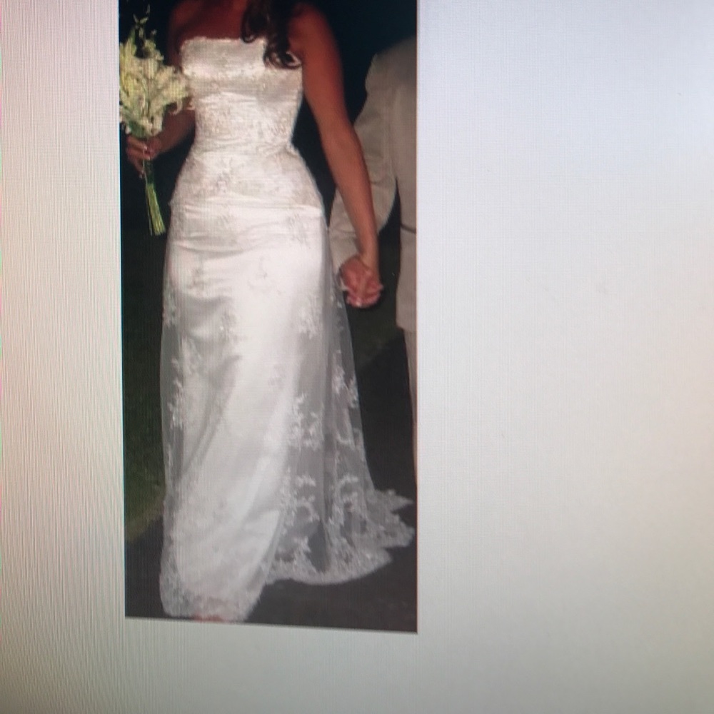Maggie Satero size 10 long wedding dress